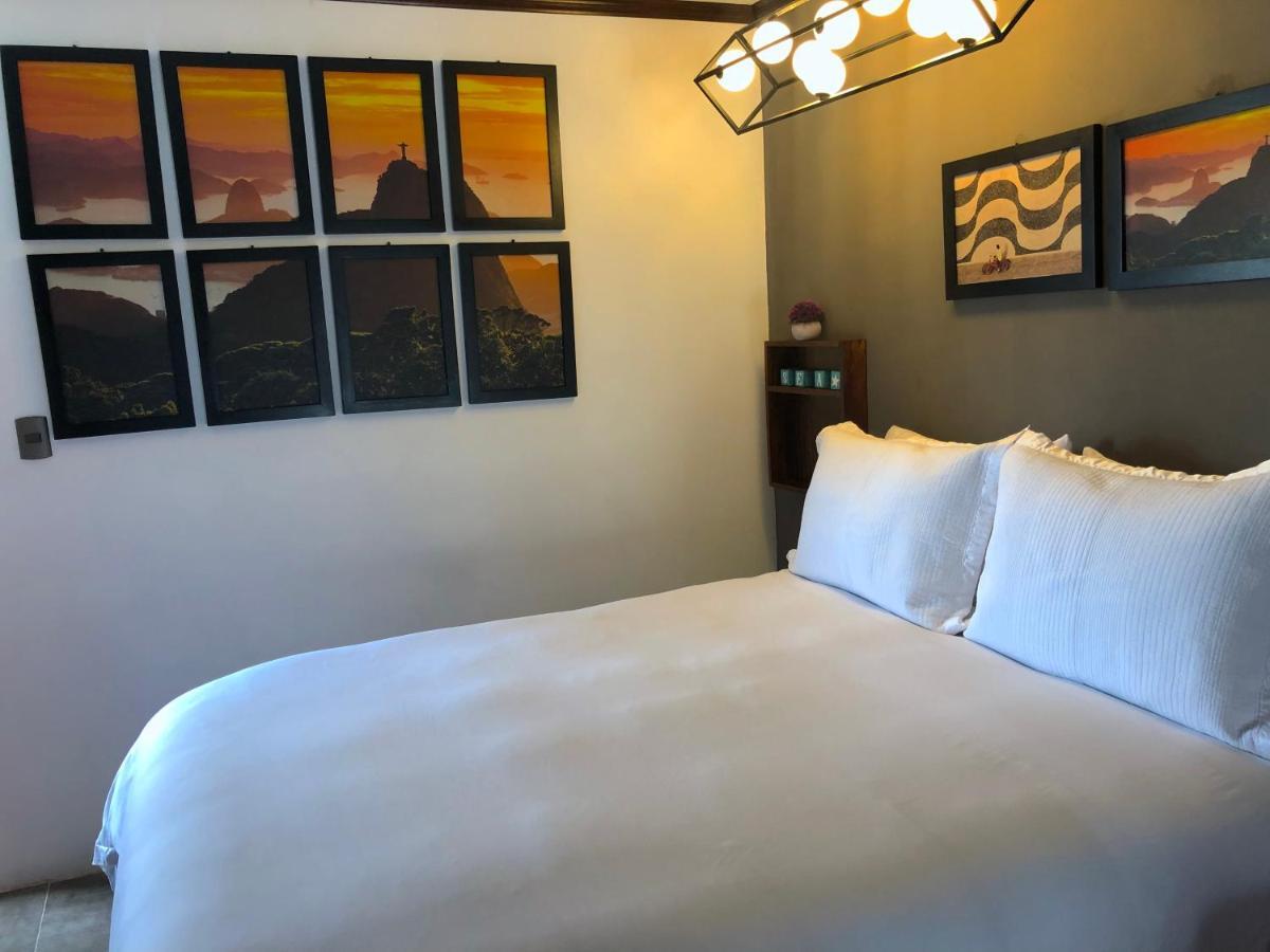 Brazilian Art - Estacionamiento Gratis & Emision De Factura Apartment Кетцалтенанго Екстериор снимка